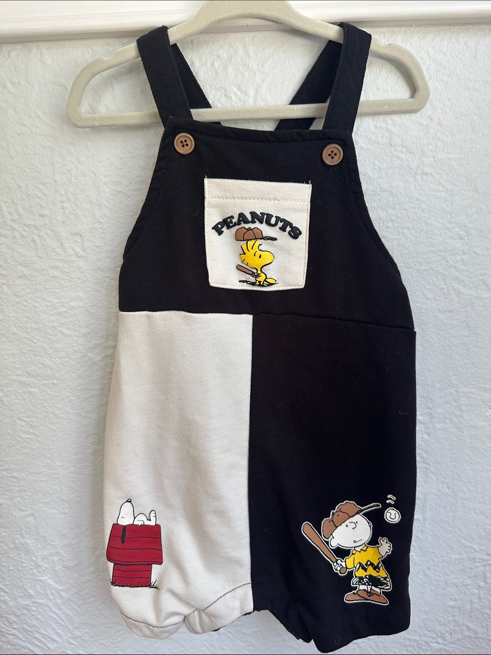Peanuts Black, White & Yellow Kids Romper with Woodstock & Snoopy
